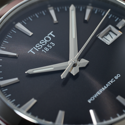 Gentleman 38mm - Black on Bracelet