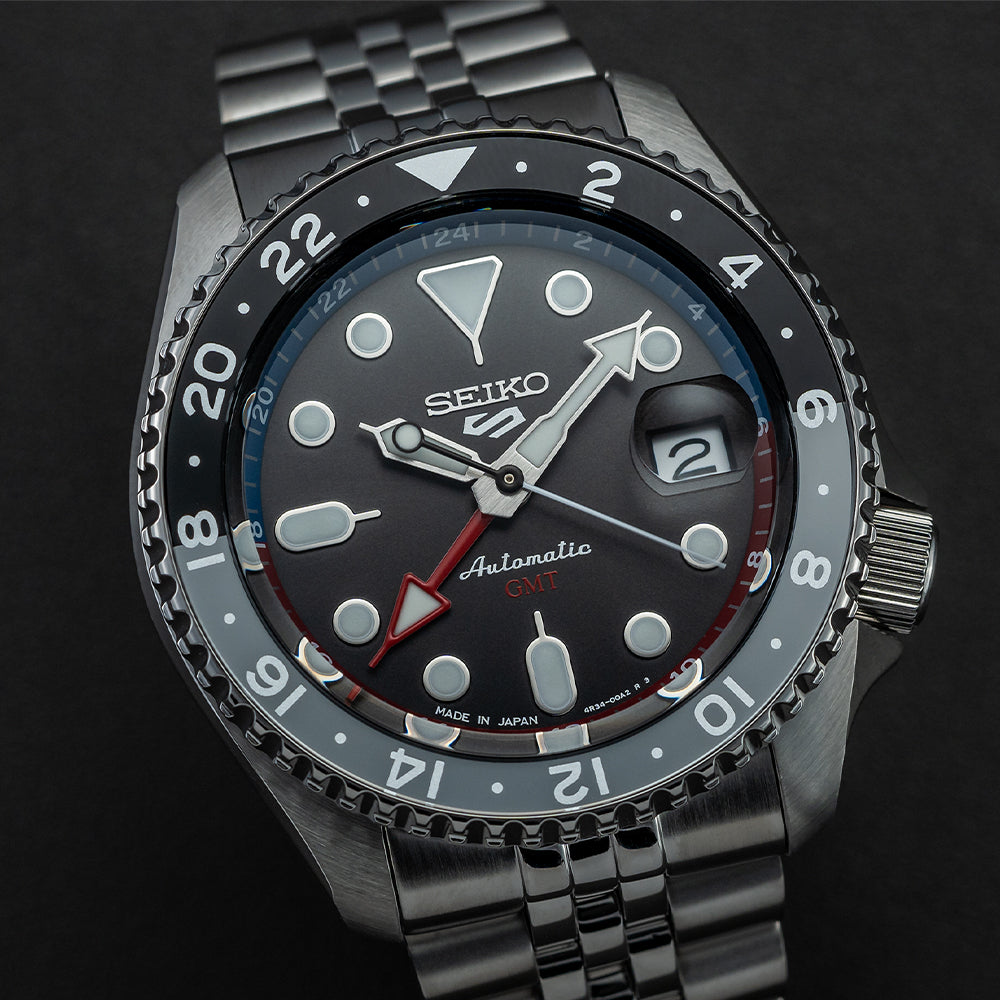 SSK019 5 Sports GMT 42.5mm - Grey on Bracelet