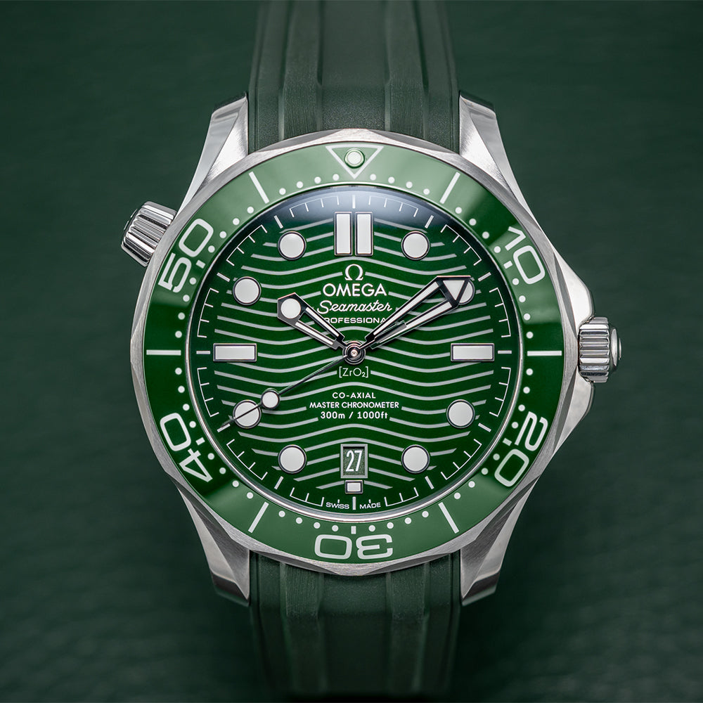 Seamaster Diver 300M 42mm - Green on Rubber Strap