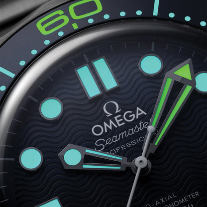 Seamaster Diver 300M James Bond 60th Anniversary Edition 42mm - Blue on Bracelet