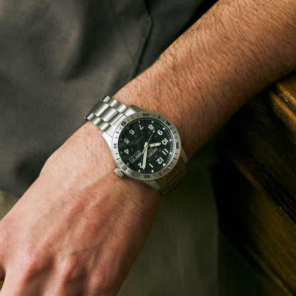 HDB006 5 Sports Field Series 41mm - Black on Bracelet